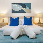 Ocean View 701 By Hostagents