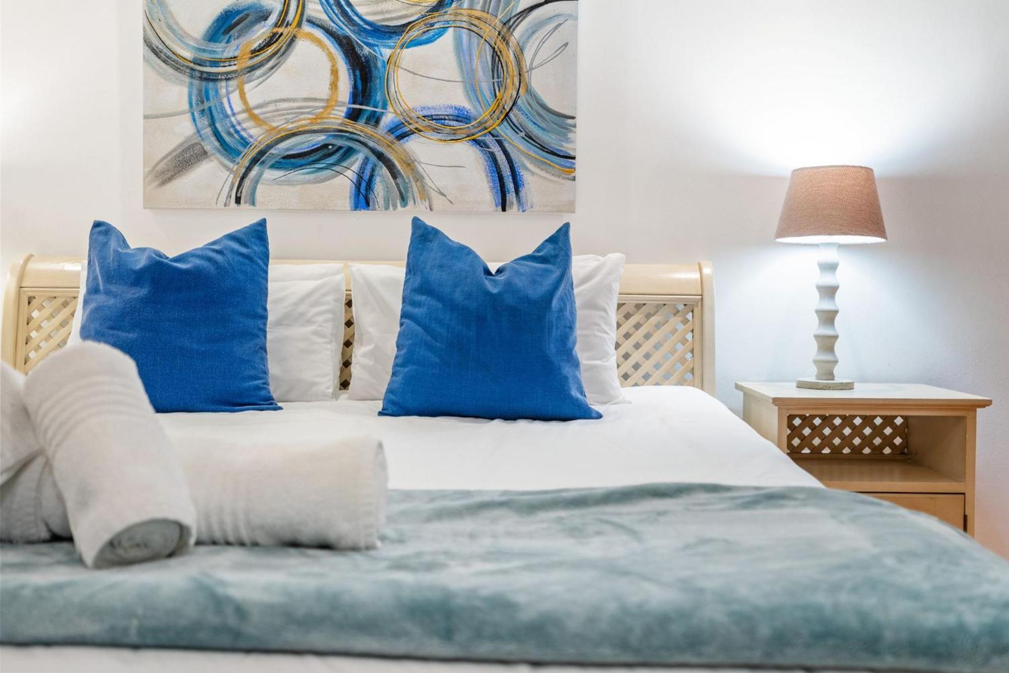 Ocean View 701 By Hostagents Cape Town