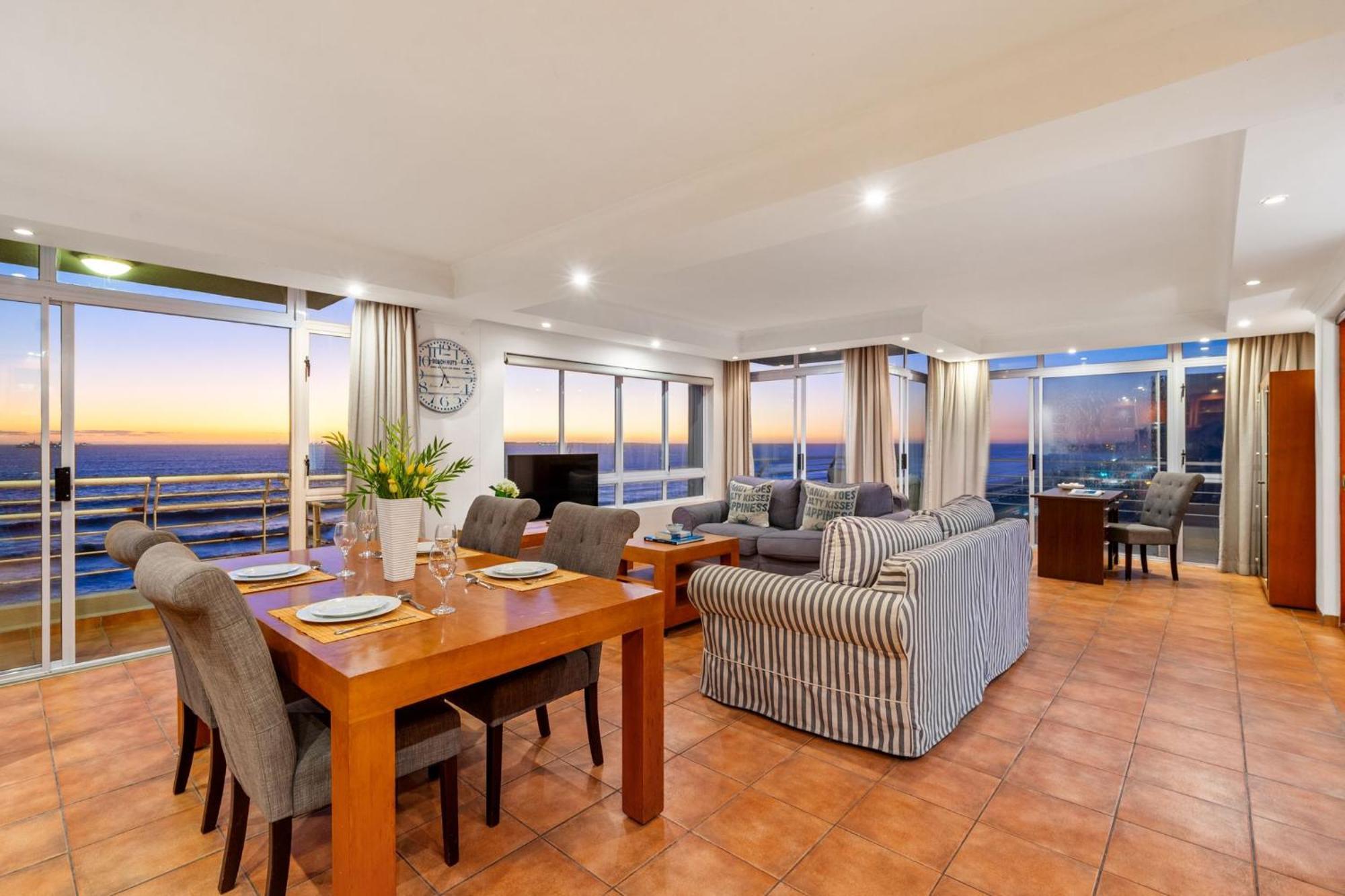 Ocean View 701 By Hostagents Cape Town