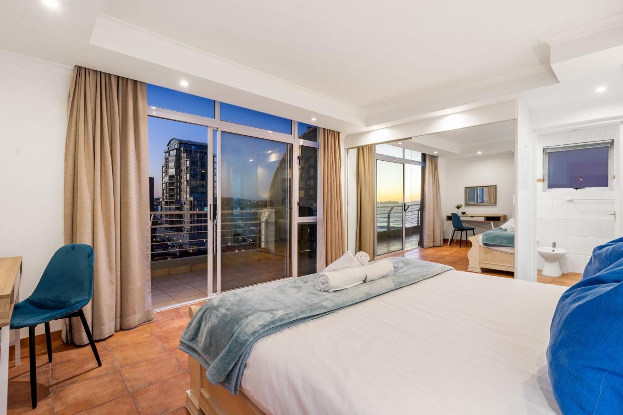 Ocean View 701 By Hostagents * Cape Town